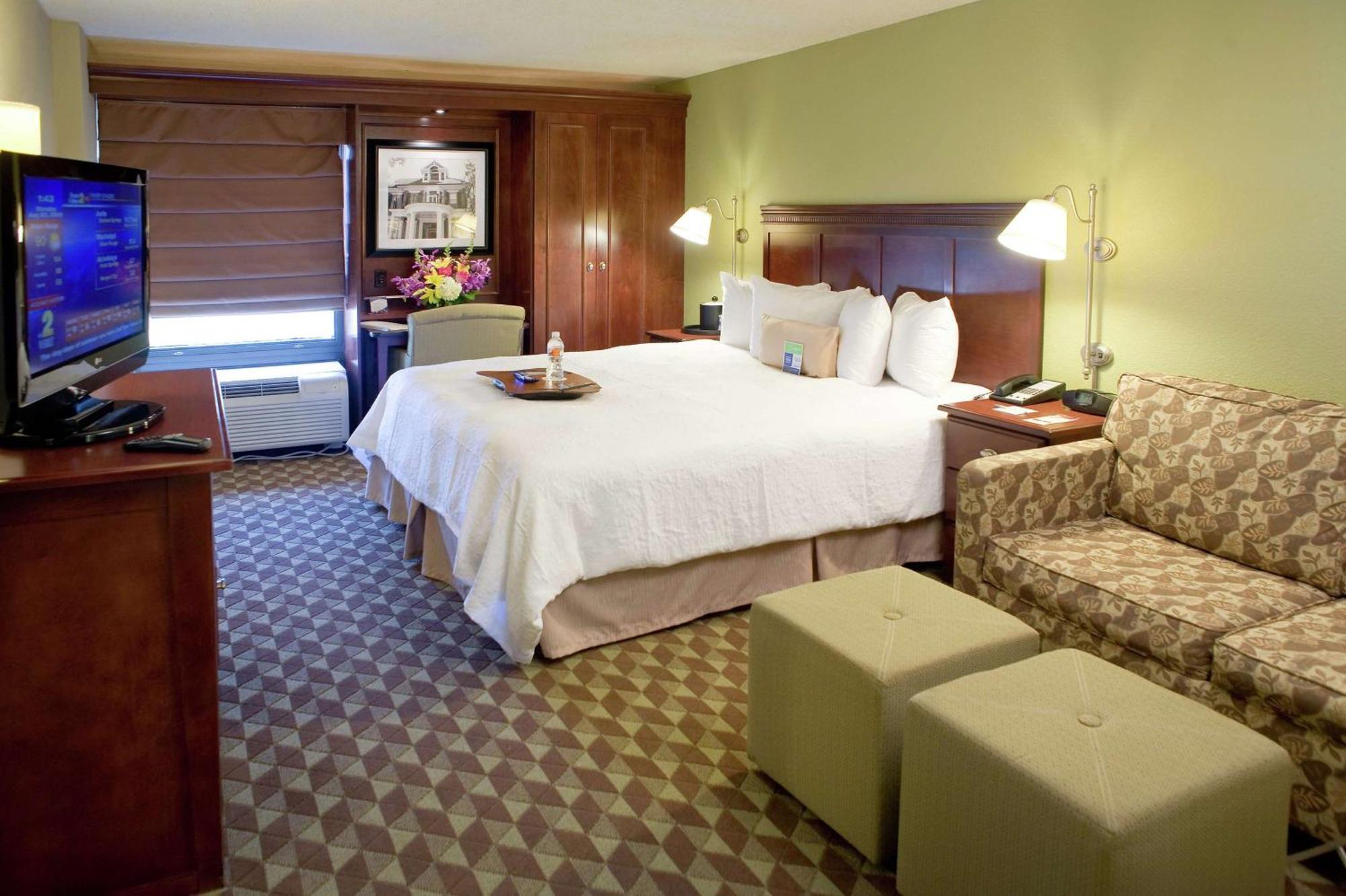 Hampton Inn I-10 & College Drive Батън Руж Екстериор снимка